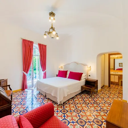 Giordano Ξενοδοχείο Ραβέλλο